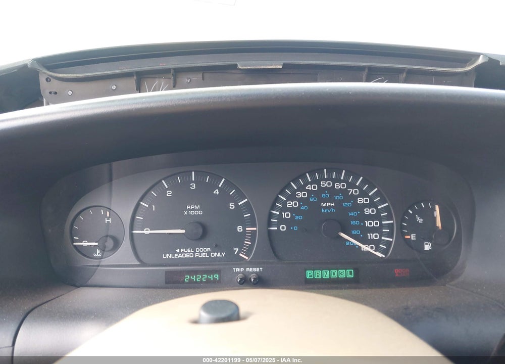 2000 DODGE GRAND CARAVAN SE VIN: 1B4GP44R5YB738769