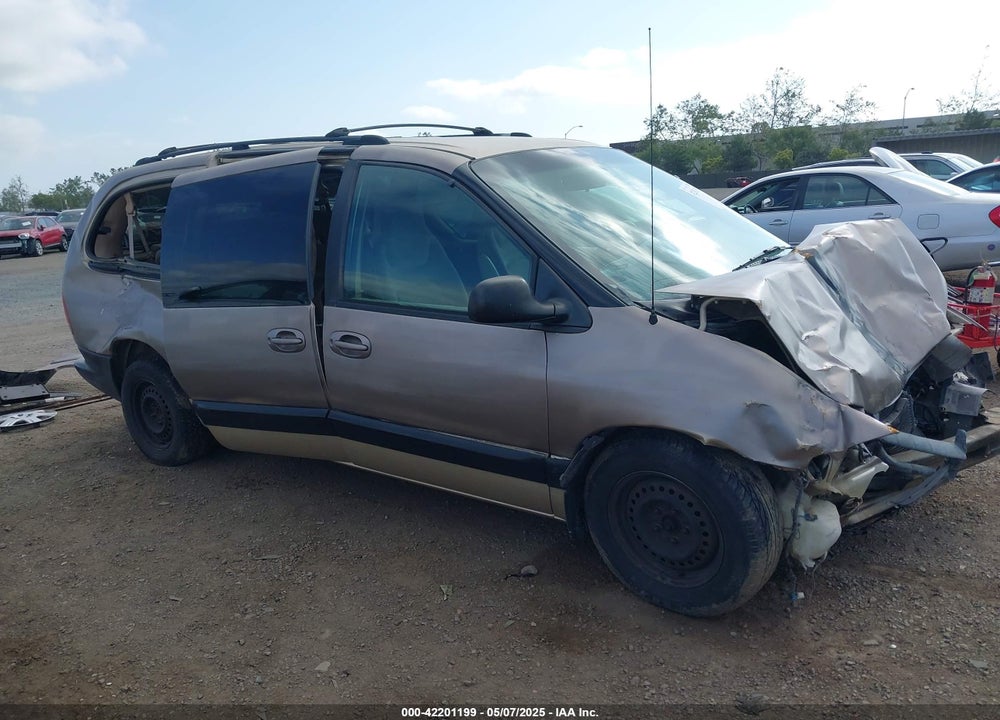 2000 DODGE GRAND CARAVAN SE VIN: 1B4GP44R5YB738769
