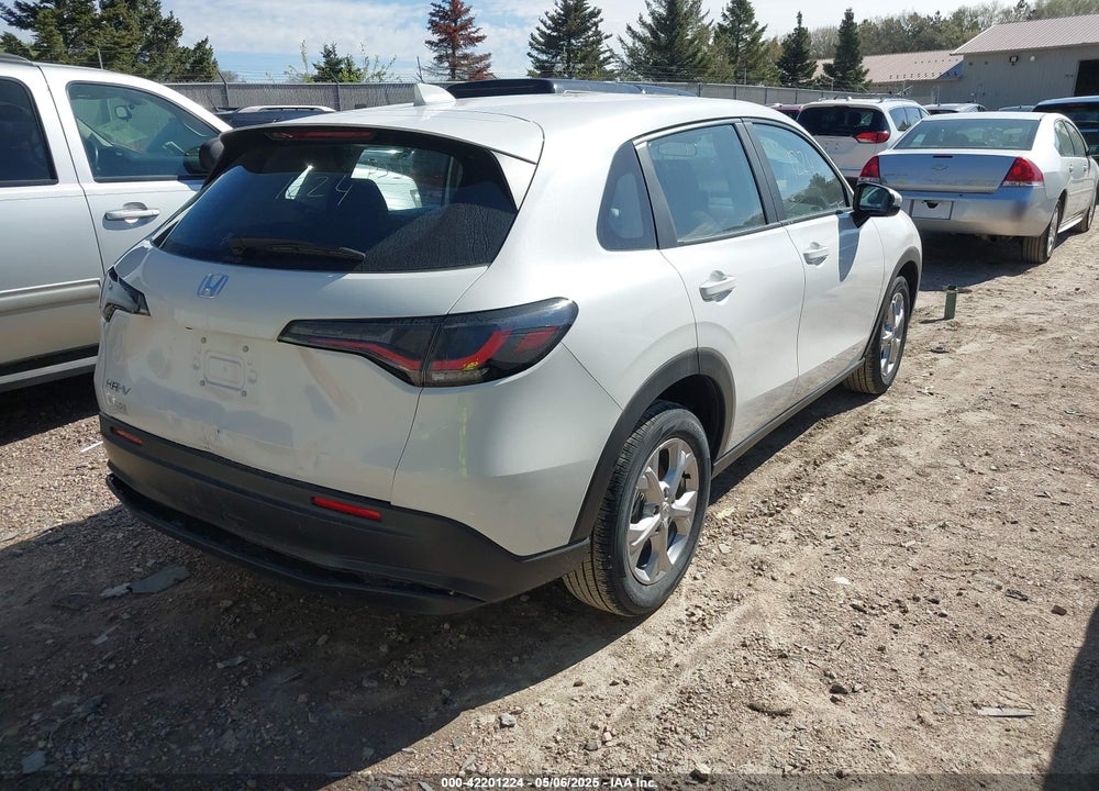 2025 HONDA HR-V AWD LX VIN: 3CZRZ2H36SM761326