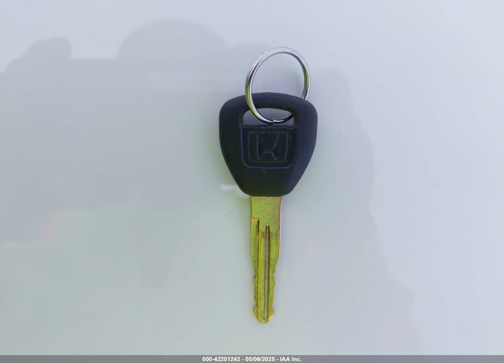 1999 HONDA ACCORD LX V6 VIN: 1HGCG2244XA016325