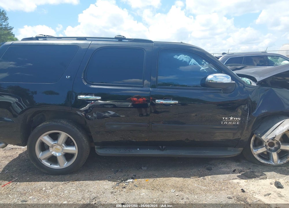 2013 CHEVROLET TAHOE VIN: 1GNSCBE09DR366696