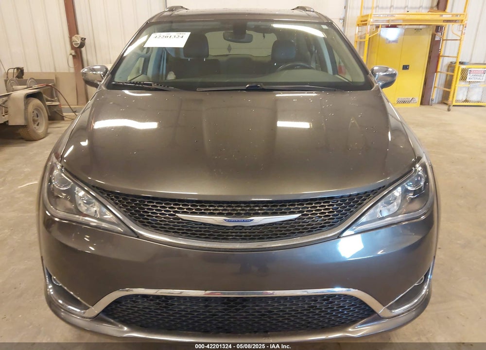 2019 CHRYSLER PACIFICA LIMITED VIN: 2C4RC1GG1KR741872