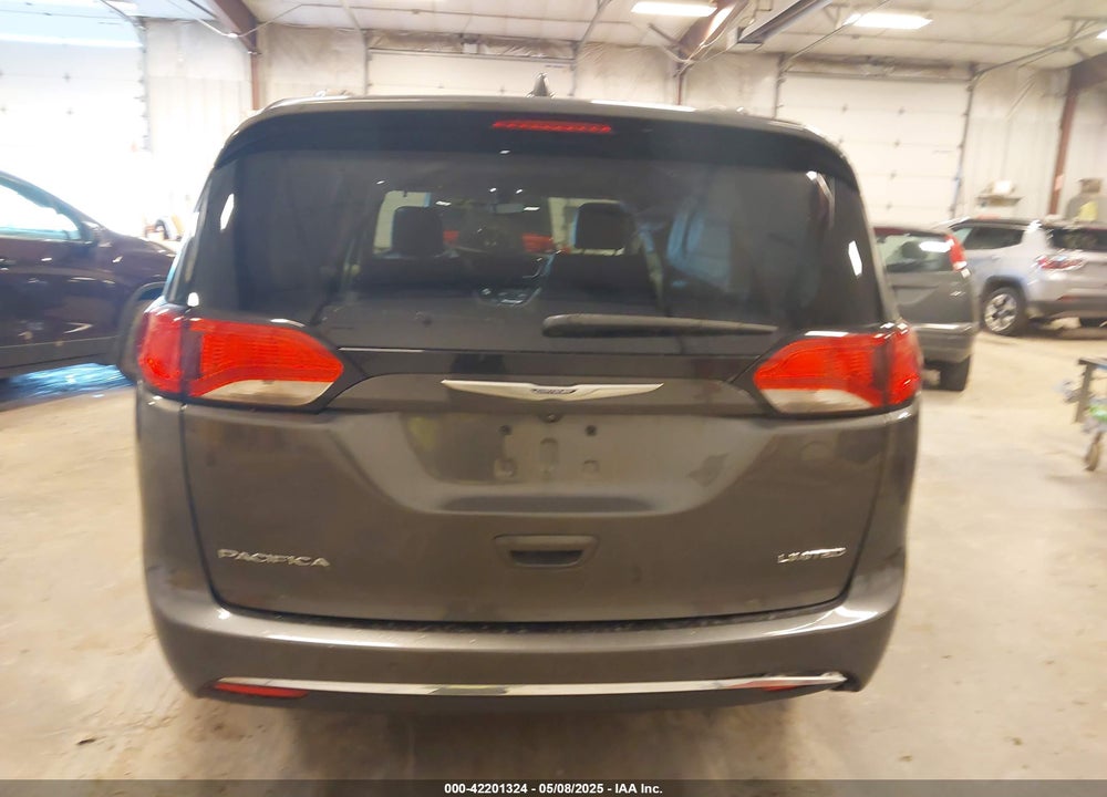 2019 CHRYSLER PACIFICA LIMITED VIN: 2C4RC1GG1KR741872