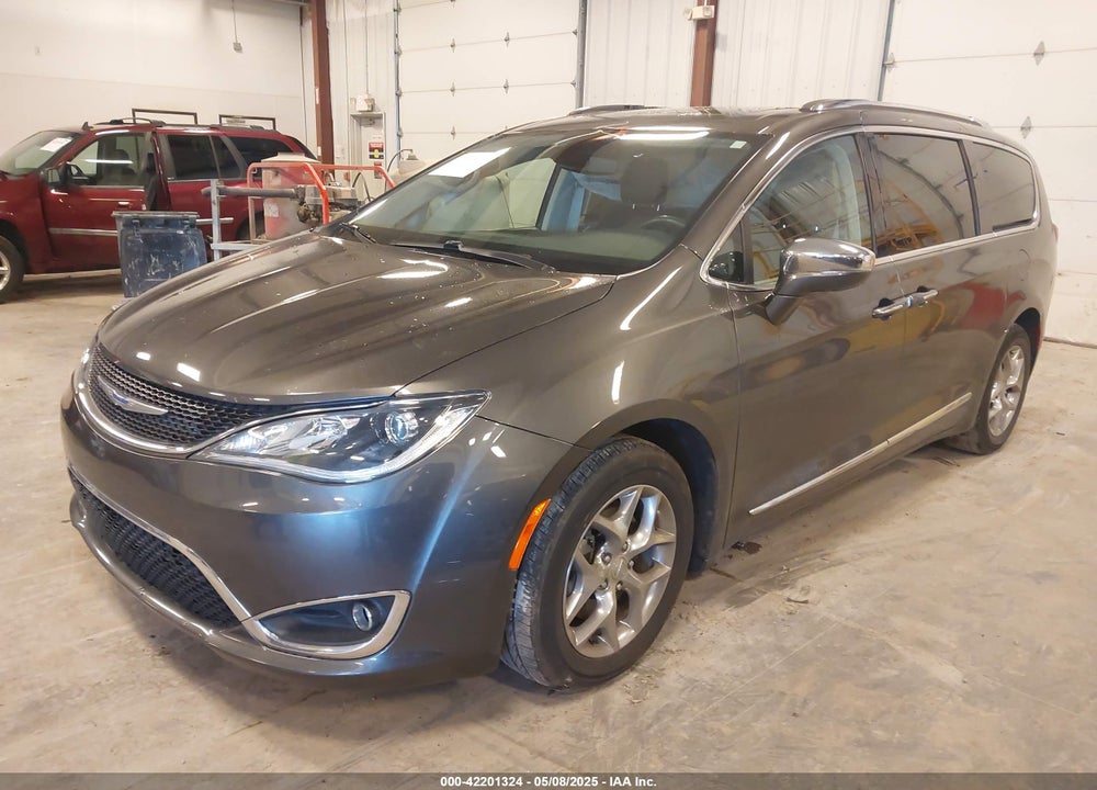 2019 CHRYSLER PACIFICA LIMITED VIN: 2C4RC1GG1KR741872