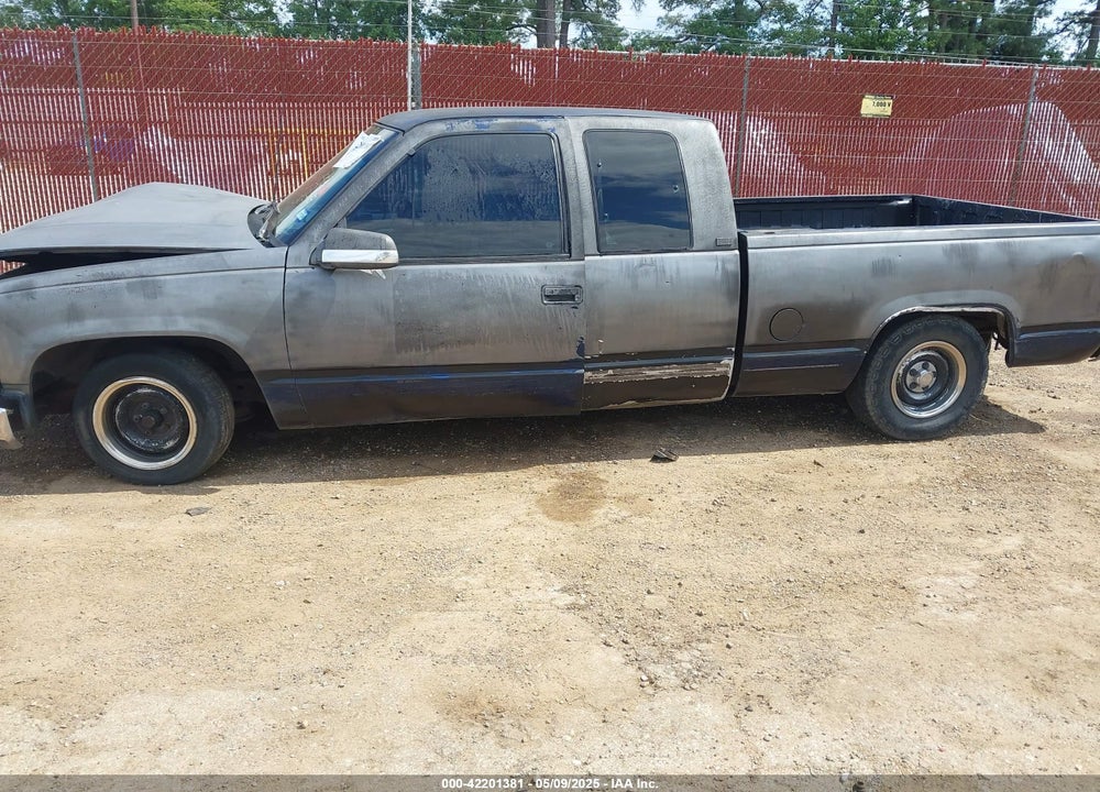 1993 CHEVROLET GMT-400 C1500 VIN: 2GCEC19K5P1268743