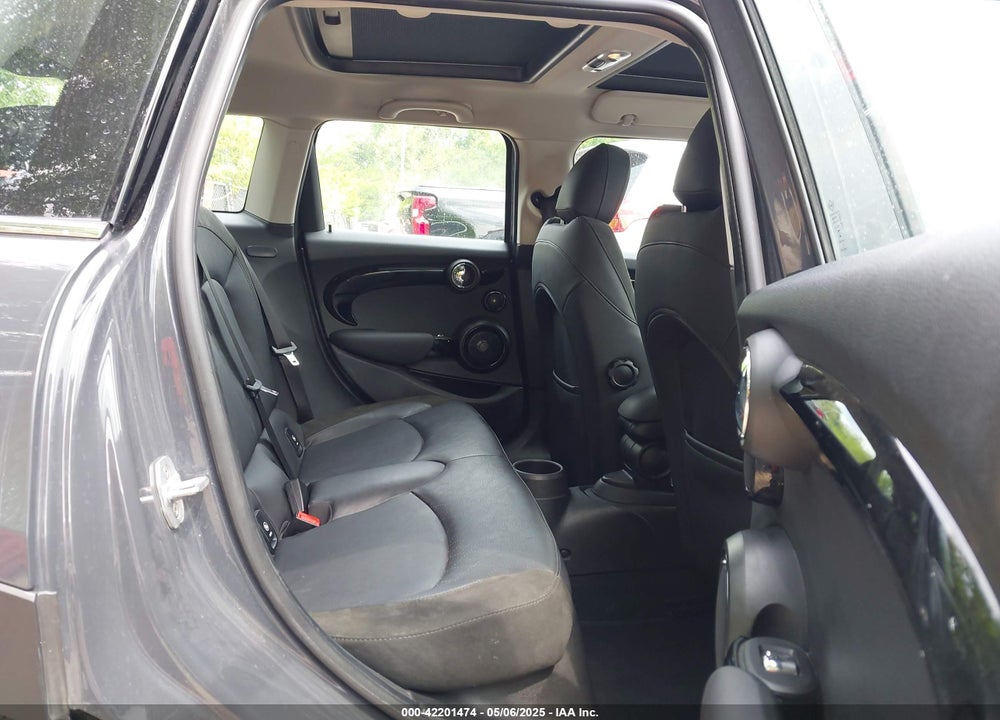2019 MINI COOPER VIN: WMWXU3C54K2H86856