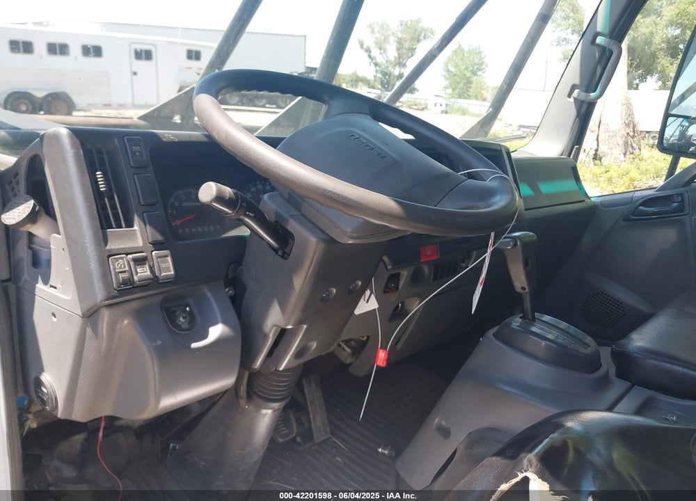 2016 ISUZU NPR GAS REG VIN: 54DB4W1B4GS800911