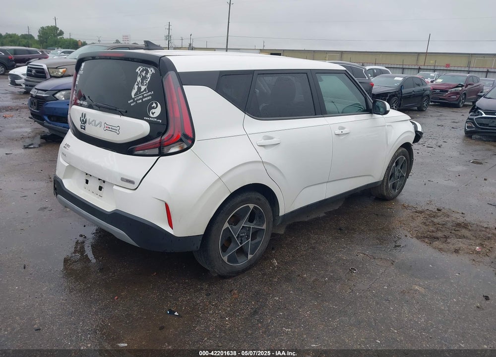 2023 KIA SOUL EX VIN: KNDJ33AU5P7838976
