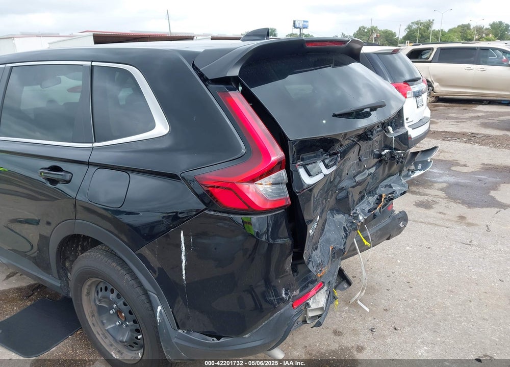 2025 HONDA CR-V LX 2WD VIN: 7FARS3H28SE000717