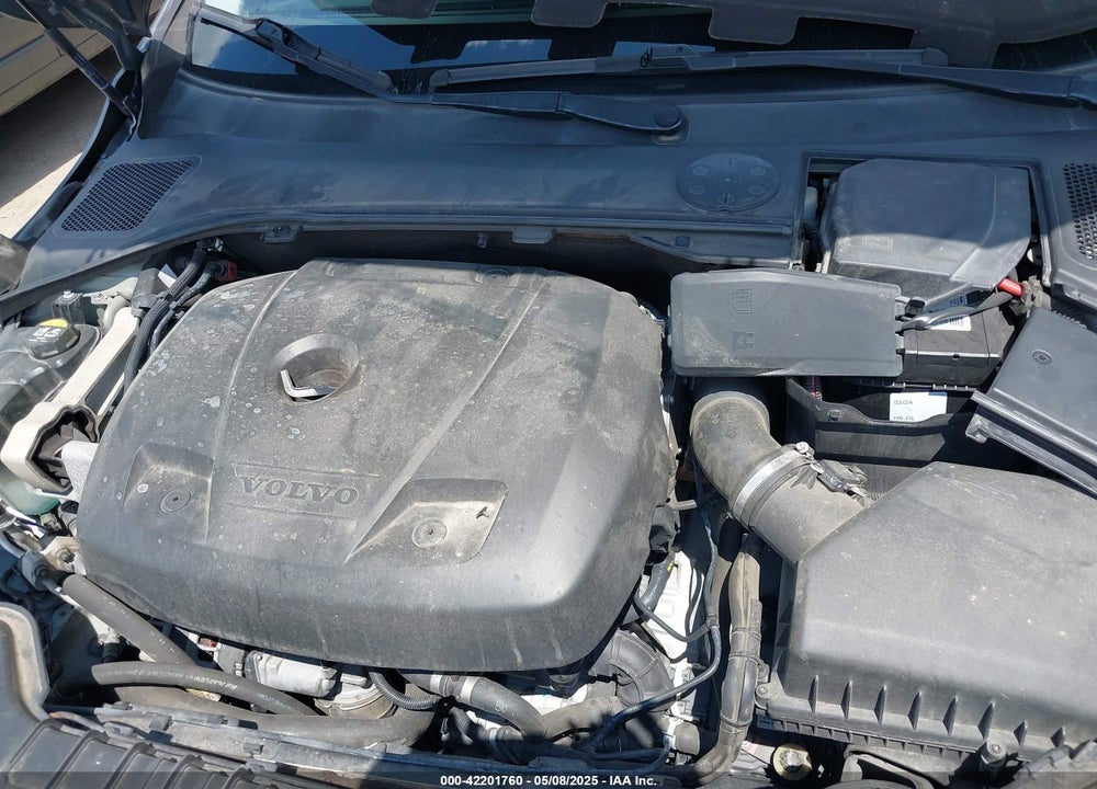 2017 VOLVO S60 VIN: YV126MFL1H2430565