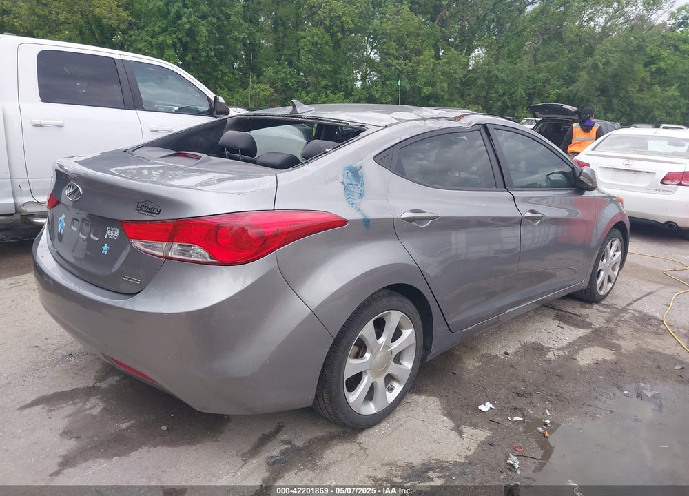 2011 HYUNDAI ELANTRA VIN: KMHDH4AE3BU139543