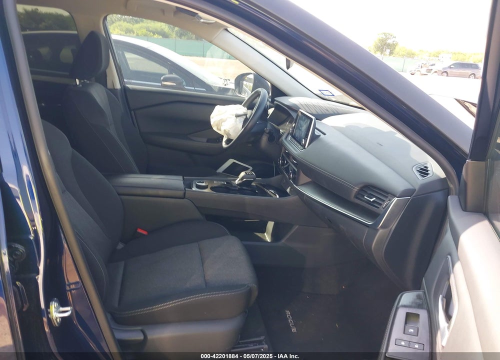 2024 NISSAN ROGUE VIN: 5N1BT3BB8RC690538