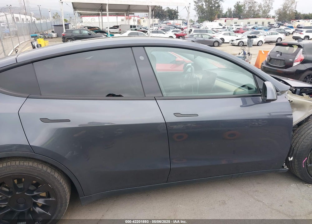 2021 TESLA MODEL Y VIN: 5YJYGDEE1MF217929