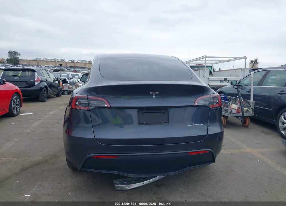 2021 TESLA MODEL Y VIN: 5YJYGDEE1MF217929