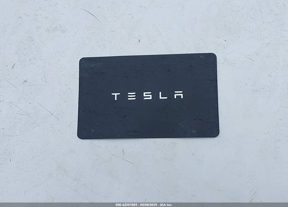 2021 TESLA MODEL Y VIN: 5YJYGDEE1MF217929