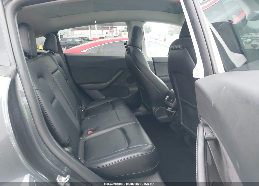 2021 TESLA MODEL Y VIN: 5YJYGDEE1MF217929