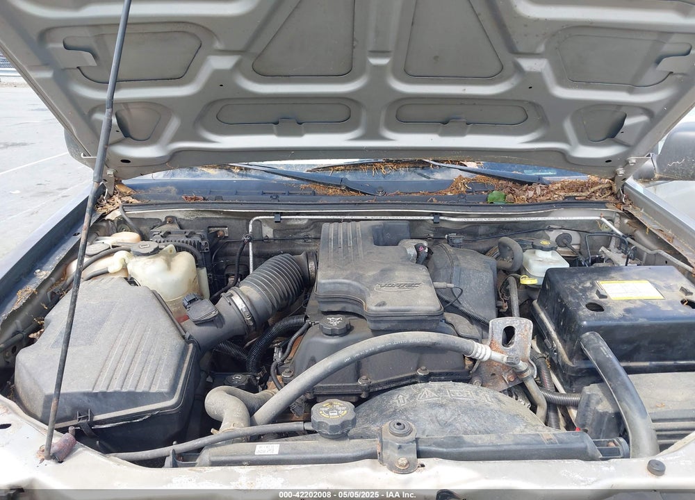 2005 CHEVROLET COLORADO VIN: 1GCCS148X58152499