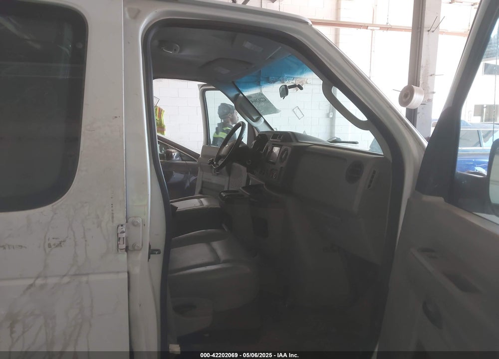 2011 FORD E-250 COMMERCIAL VIN: 1FTNE2EW9BDB11058