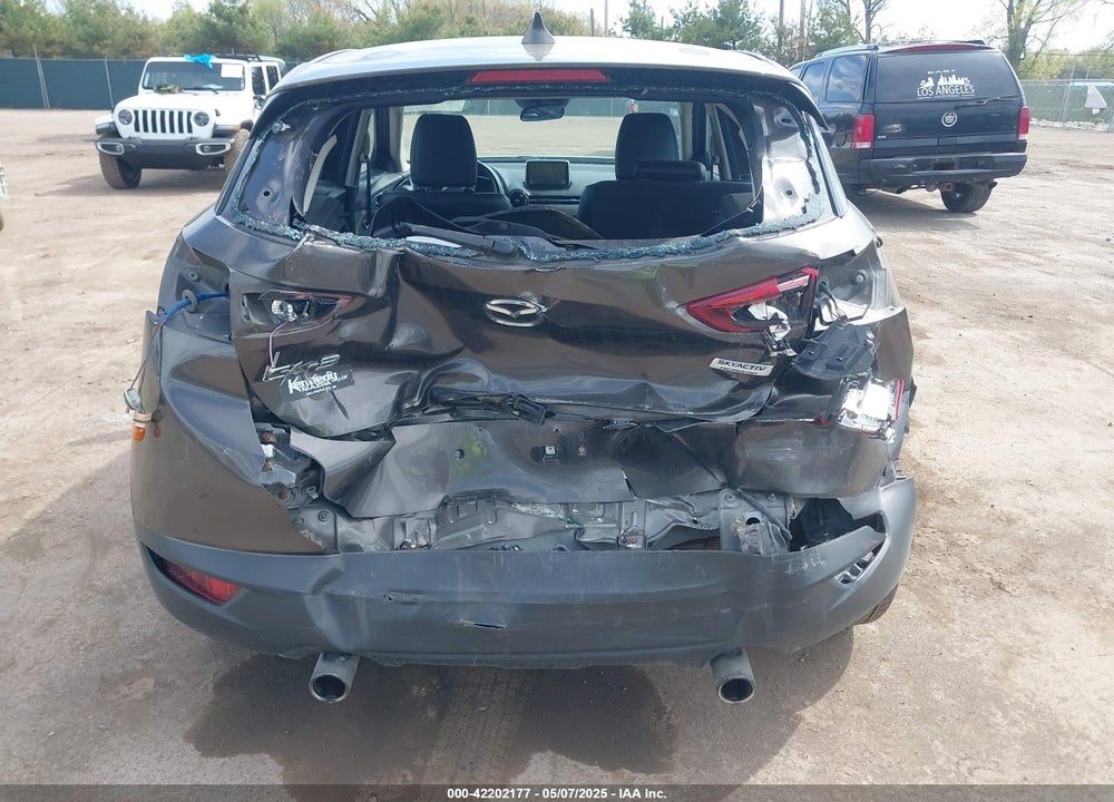 2016 MAZDA CX-3 VIN: JM1DKFD79G0129502