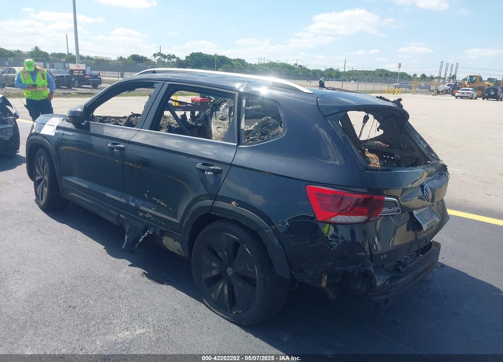 2024 VOLKSWAGEN TAOS VIN: 3VVEX7B25RM056343
