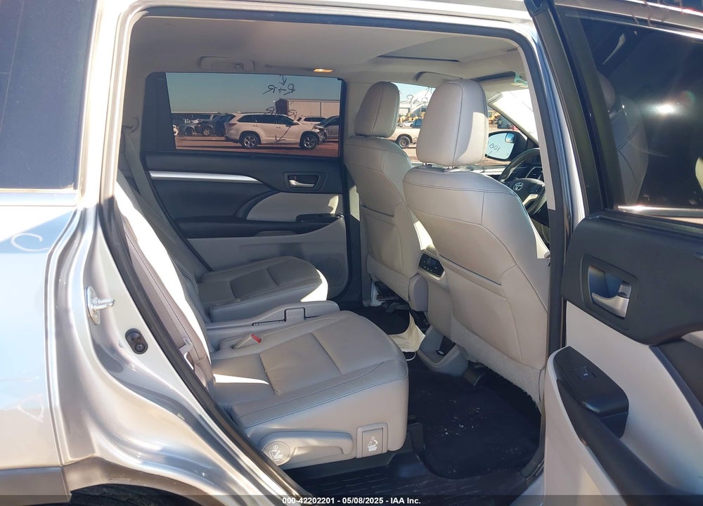 2016 TOYOTA HIGHLANDER VIN: 5TDKKRFH8GS502332