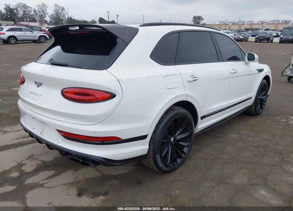 2021 BENTLEY ALL MODELS VIN: SJAAR2ZV7MC036214