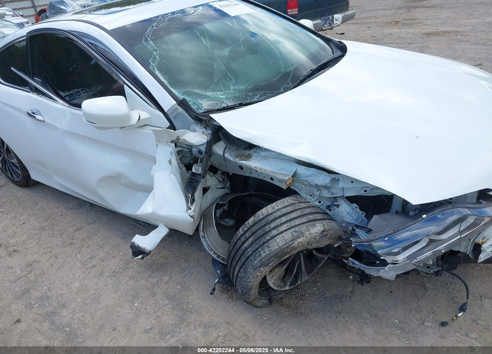 2016 HONDA ACCORD EX-L VIN: 1HGCT1B81GA010233