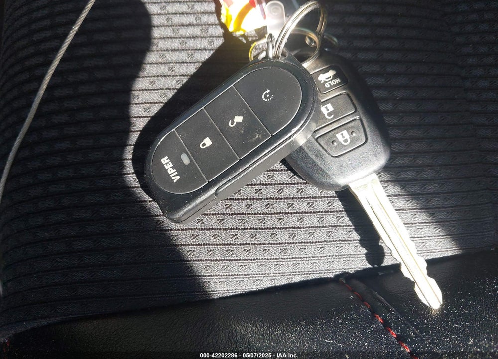 2017 TOYOTA CAMRY SE VIN: 4T1BF1FKXHU389171