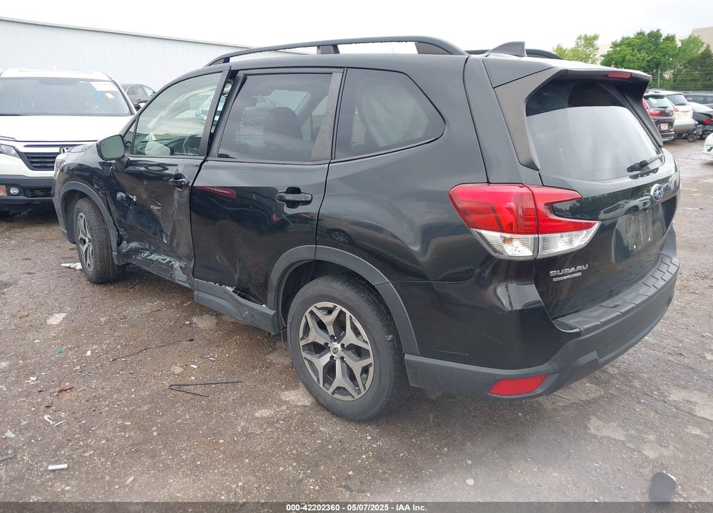 2021 SUBARU FORESTER PREMIUM VIN: JF2SKAJC7MH565601