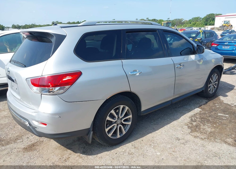 2015 NISSAN PATHFINDER VIN: 5N1AR2MN8FC668854