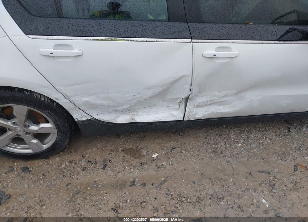 2013 CHEVROLET VOLT VIN: 1G1RB6E47DU121678