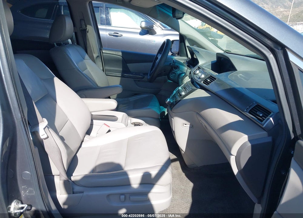 2011 HONDA ODYSSEY TOURING/TOURING ELITE VIN: 5FNRL5H96BB009580