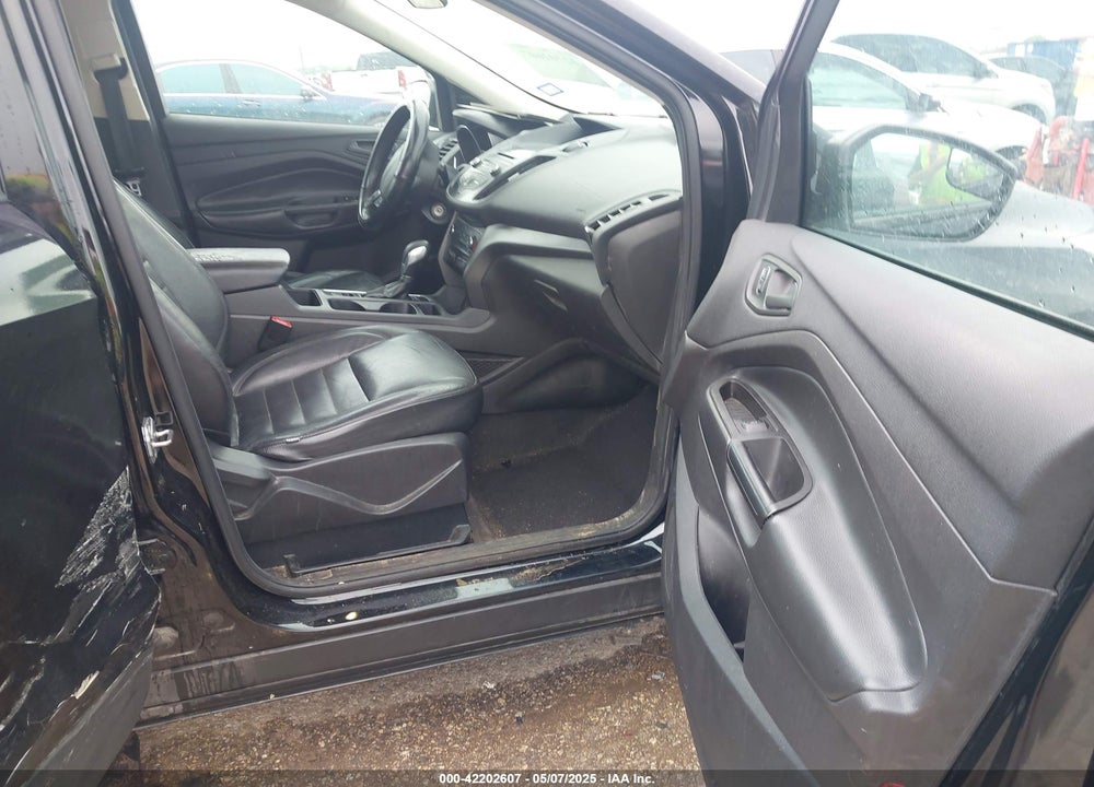 2017 FORD ESCAPE VIN: 1FMCU0F70HUE07225