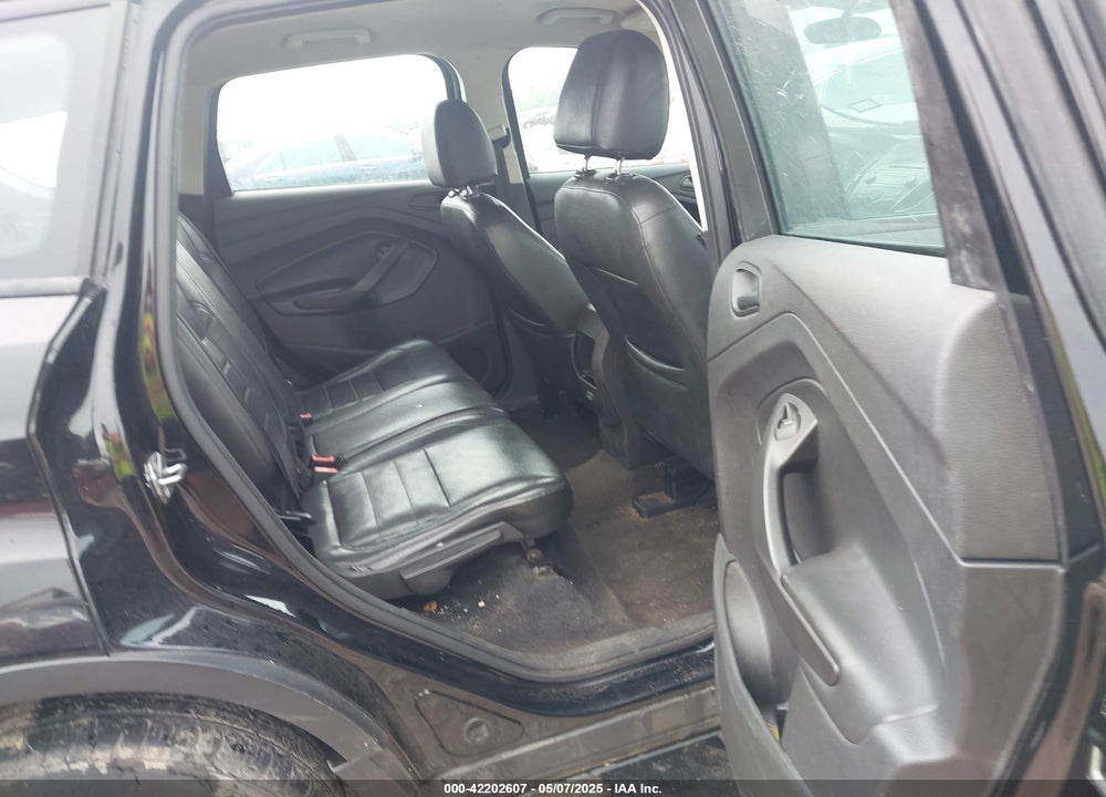 2017 FORD ESCAPE VIN: 1FMCU0F70HUE07225