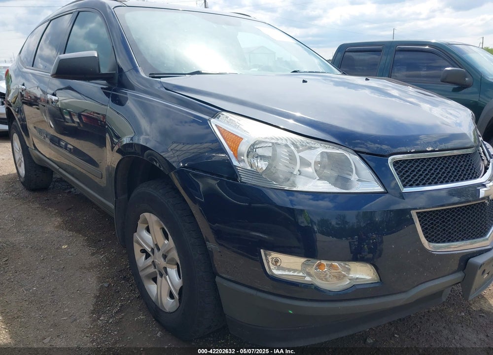 2012 CHEVROLET TRAVERSE LS VIN: 1GNKRFED8CJ270595