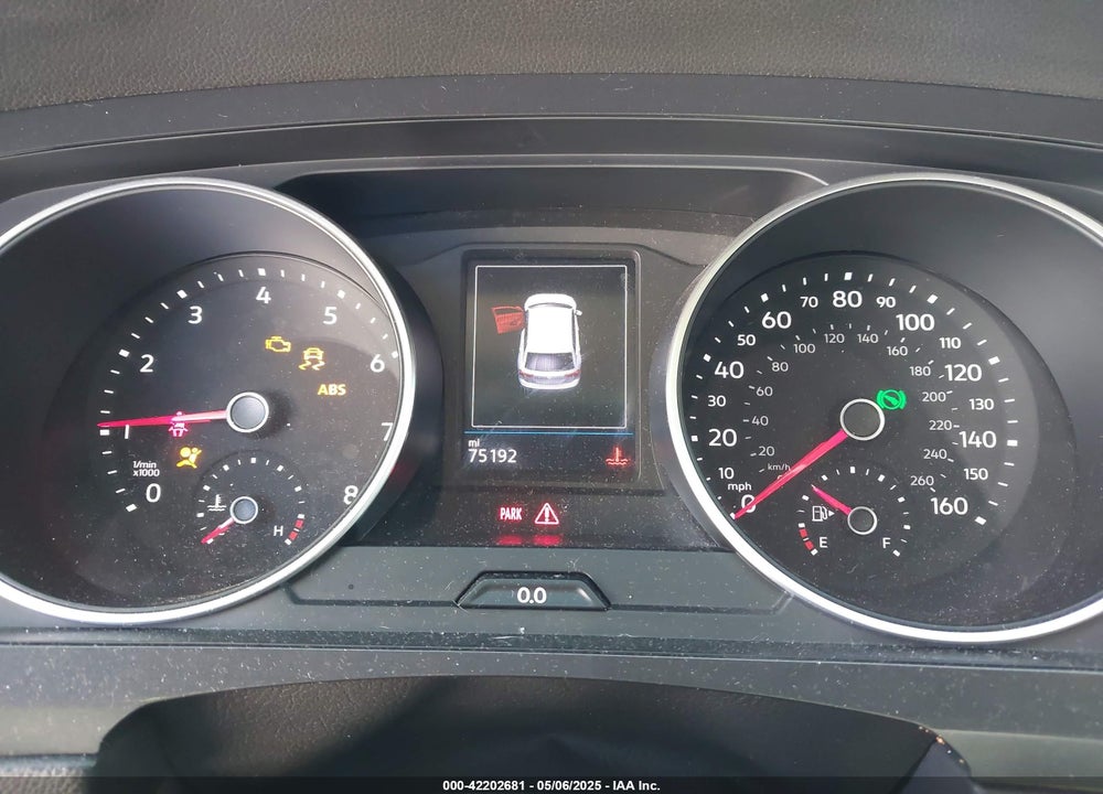 2019 VOLKSWAGEN TIGUAN VIN: 3VV0B7AX0KM027036