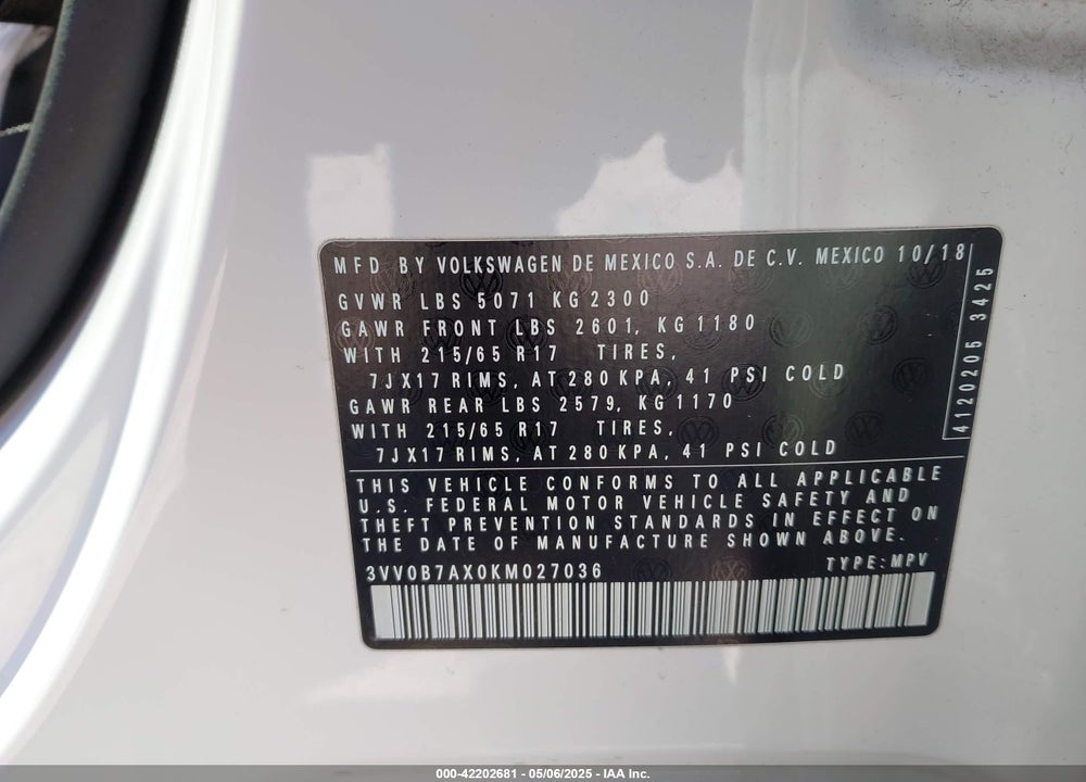 2019 VOLKSWAGEN TIGUAN VIN: 3VV0B7AX0KM027036