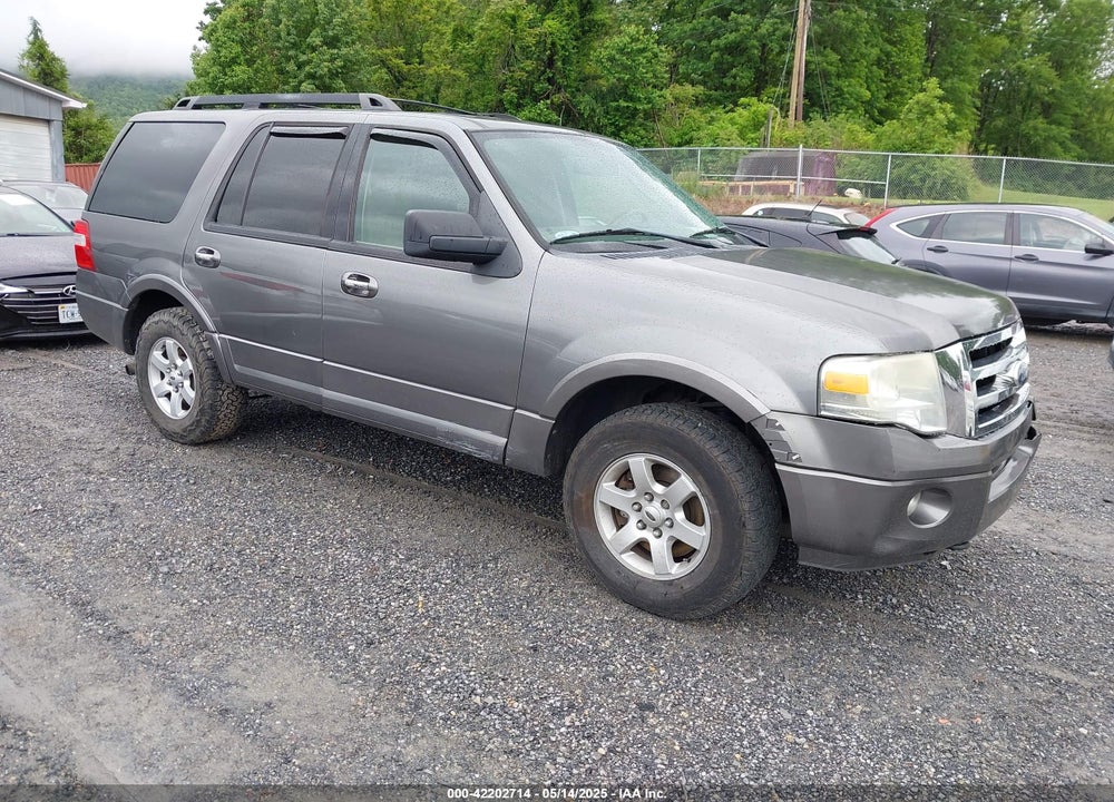 2010 FORD EXPEDITION XLT VIN: 1FMJU1G59AEB59065