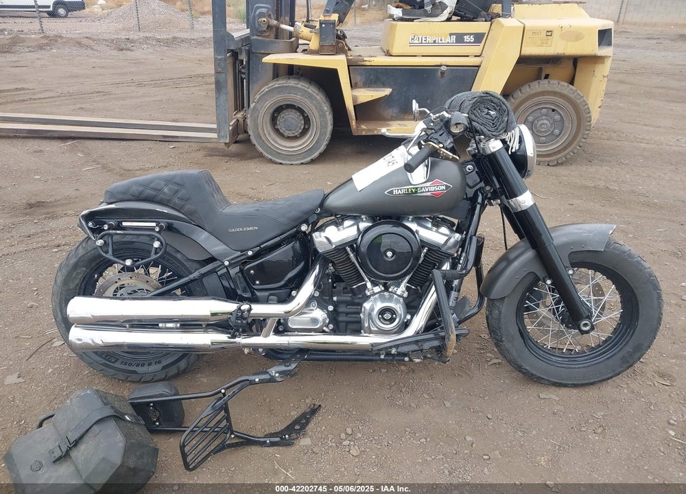 2018 HARLEY-DAVIDSON FLSL SOFTAIL SLIM VIN: 1HD1YDJ13JC041281