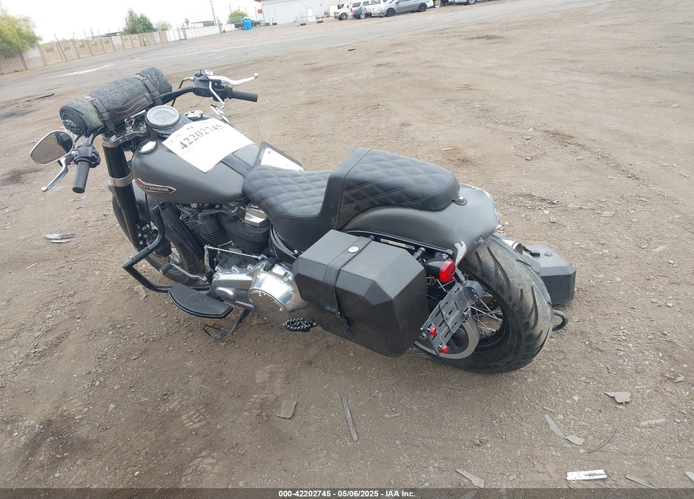2018 HARLEY-DAVIDSON FLSL SOFTAIL SLIM VIN: 1HD1YDJ13JC041281