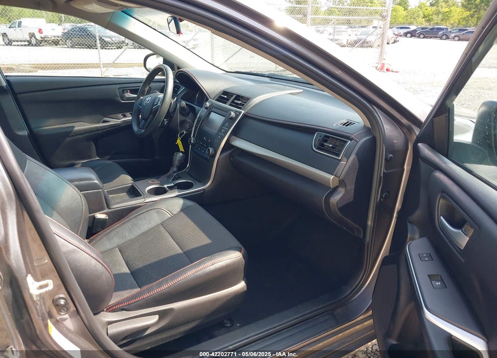 2017 TOYOTA CAMRY SE VIN: 4T1BF1FK4HU814626