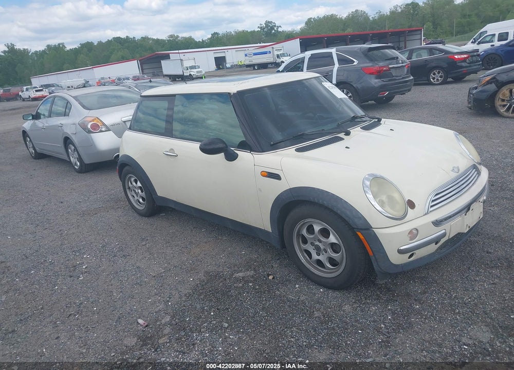 2004 MINI COOPER VIN: WMWRC33424TC53596
