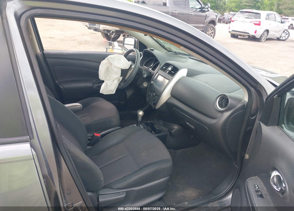 2019 NISSAN VERSA VIN: 3N1CN7AP0KL830165