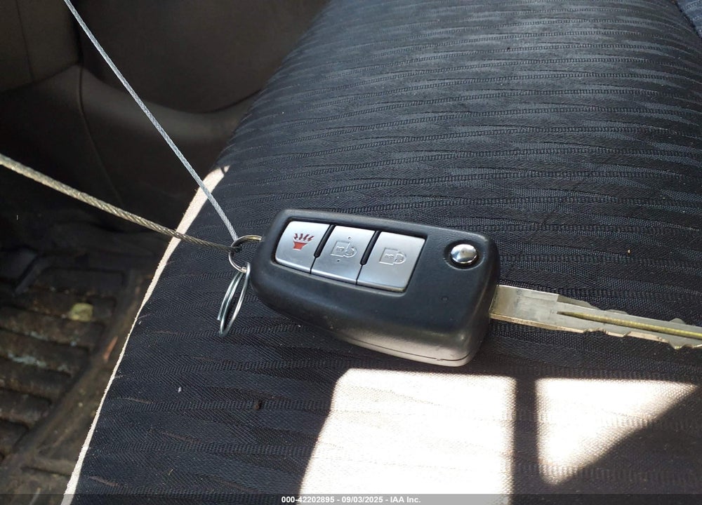 2019 NISSAN ROGUE S VIN: JN8AT2MV0KW385707