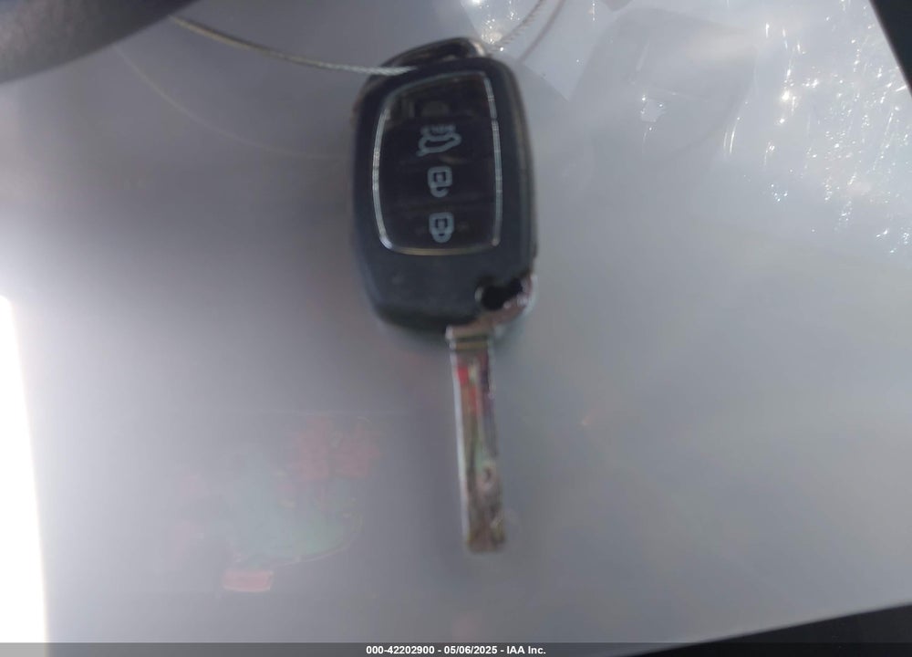 2019 HYUNDAI TUCSON SE VIN: KM8J2CA4XKU908755