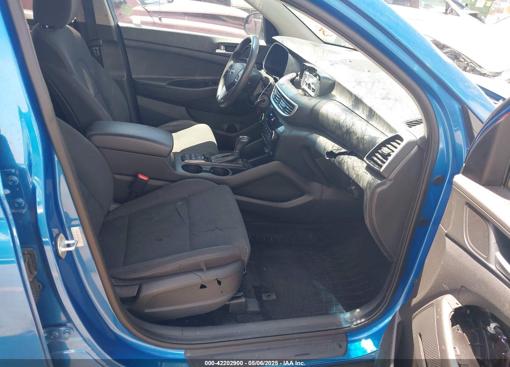 2019 HYUNDAI TUCSON SE VIN: KM8J2CA4XKU908755