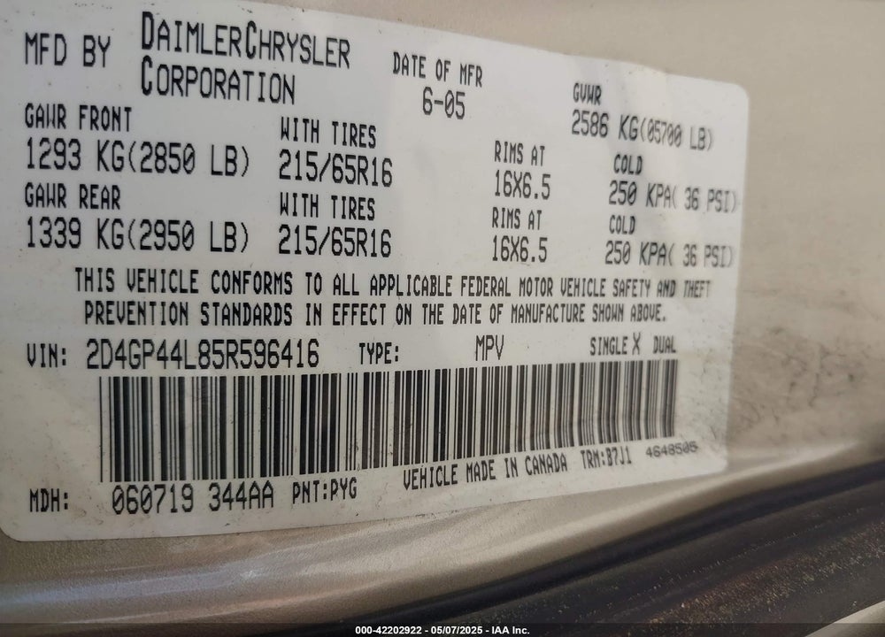 2005 DODGE GRAND CARAVAN SXT VIN: 2D4GP44L85R596416