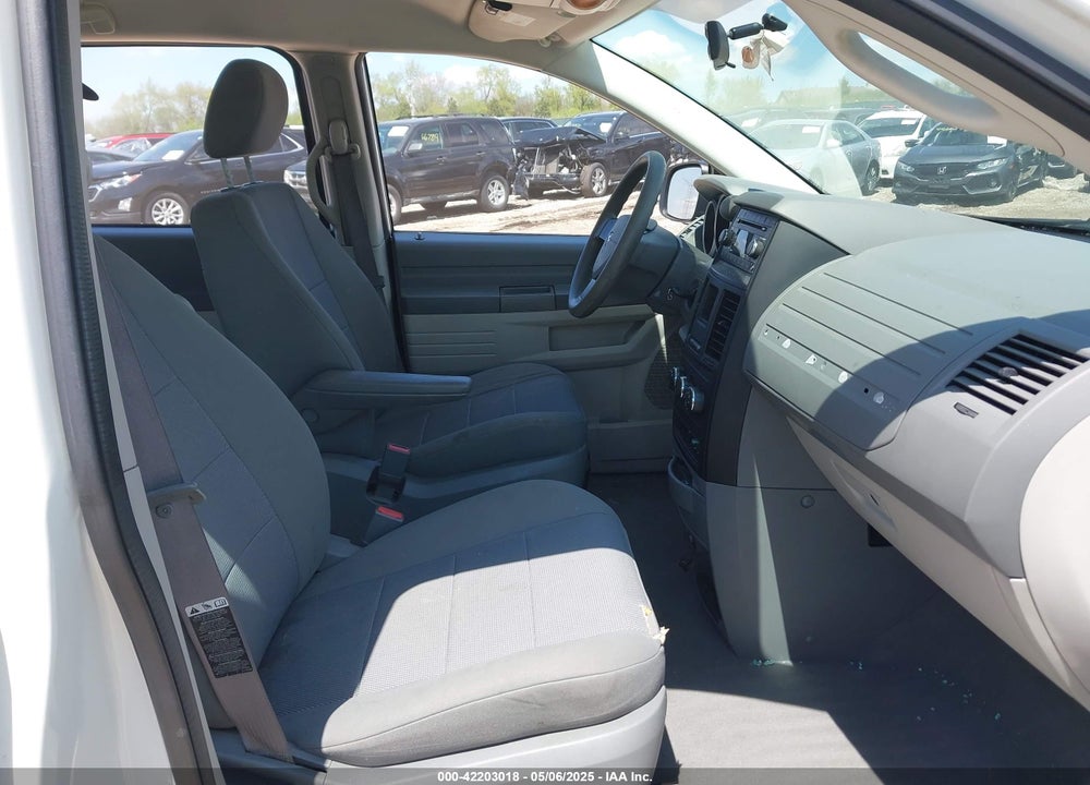 2008 DODGE GRAND CARAVAN SE VIN: 2D8HN44H88R720614