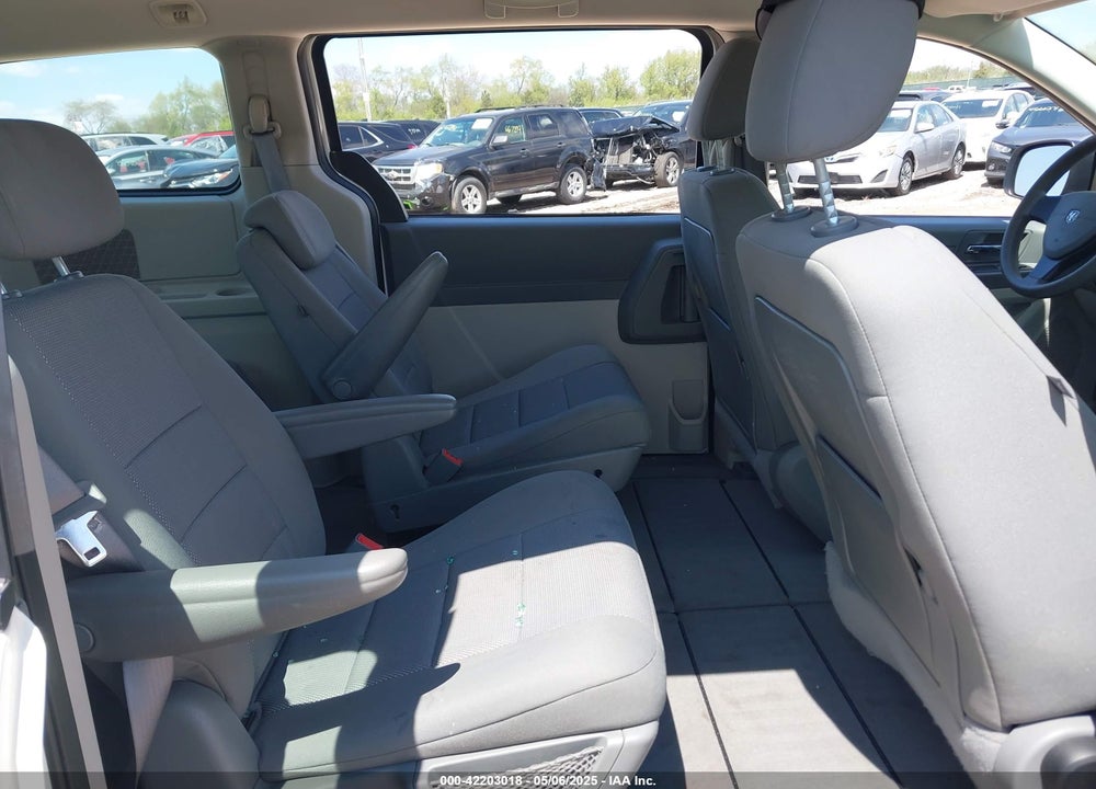 2008 DODGE GRAND CARAVAN SE VIN: 2D8HN44H88R720614