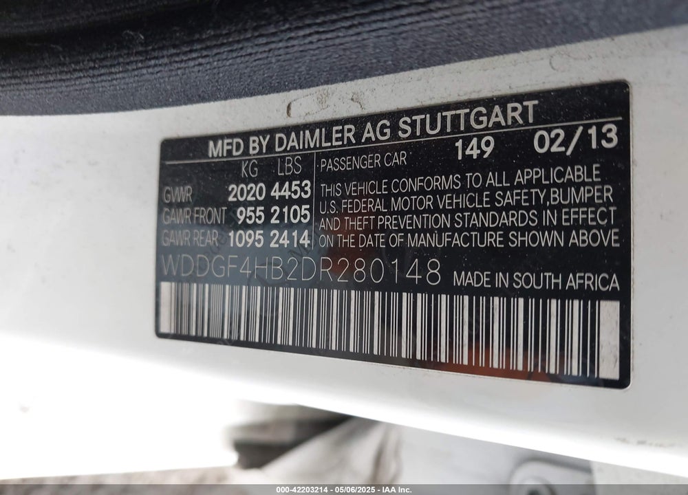 2013 MERCEDES-BENZ C VIN: WDDGF4HB2DR280148